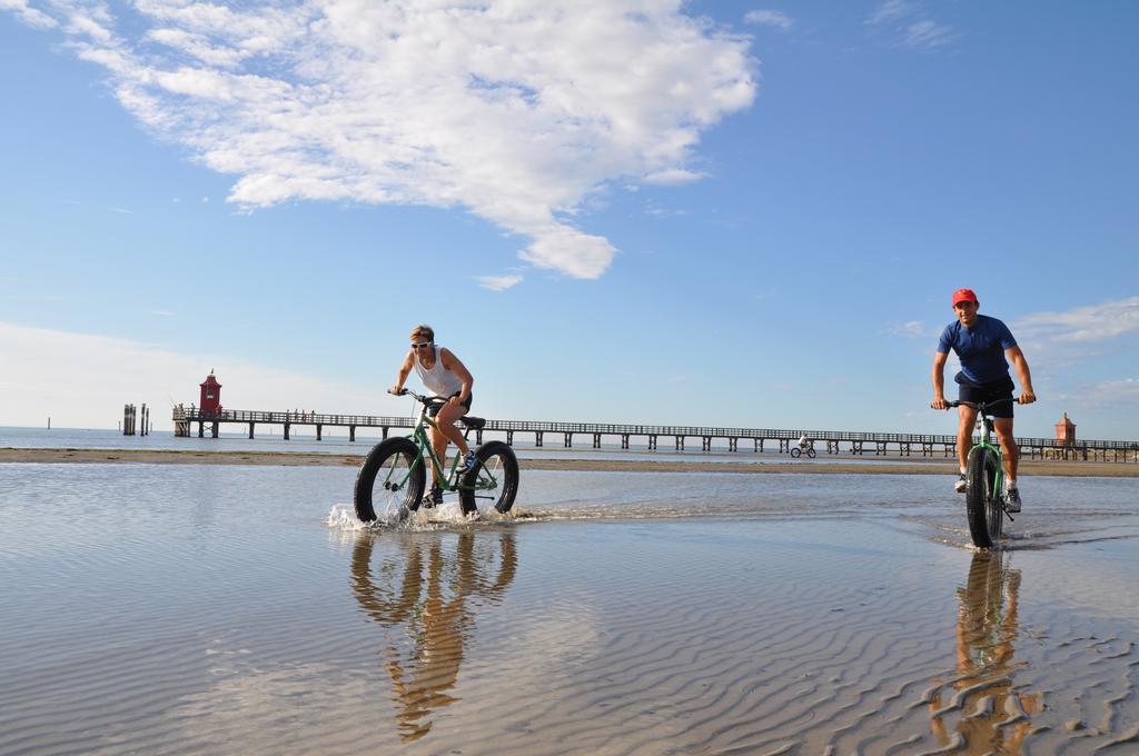 Residenza Nervesa Lägenhet Lignano Sabbiadoro Exteriör bild